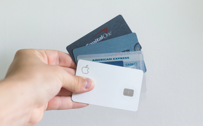 4 Top Apps That can Help to Pay off Debt