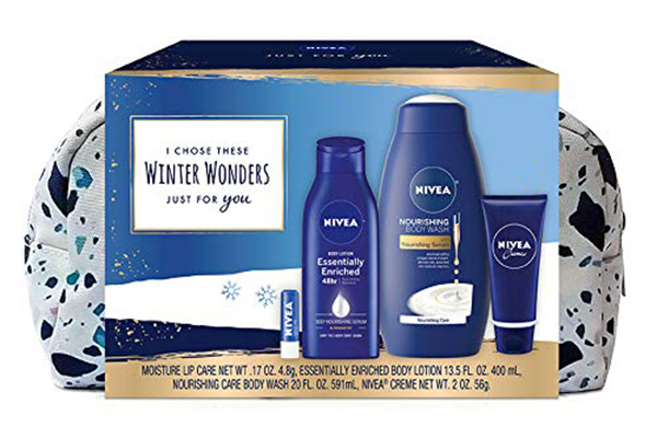 Free NIVEA Winter Wonders Gift Set