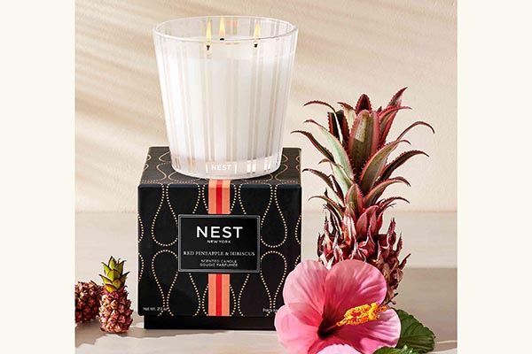 Free Nest Hibiscus Mini Candle