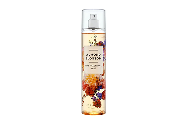 Free Victoria’s Fleur Body Mist